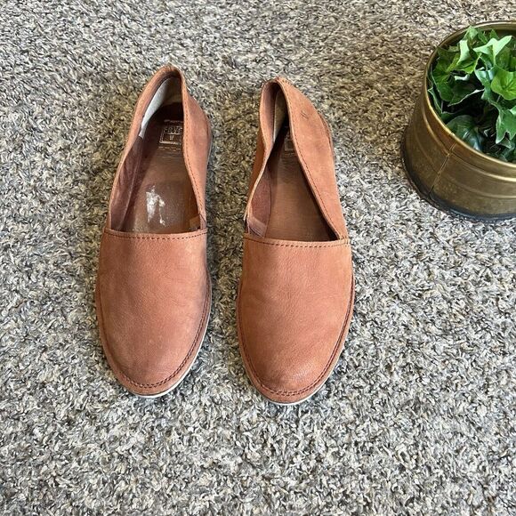Frye Milly A Line Flats Brown Whiskey Leather Slip on Shoes Women's Size 10 - Picture 1 of 9